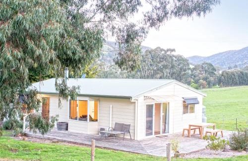 Strath Creek Casa | Hillview & Stringybark, Halls on Falls Homestead