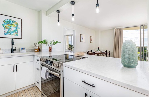 Hilo Condominio | Hilo Lagoon Centre 814 2 King BR 2BA AC Ocean View