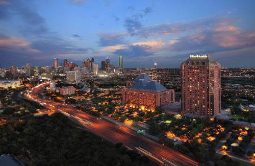 Dallas Complejo | Hilton Anatole