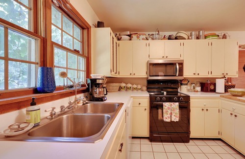 Ames Apartamento | 'Hilton Coliseum Townhome' Near Jack Trice Stadium