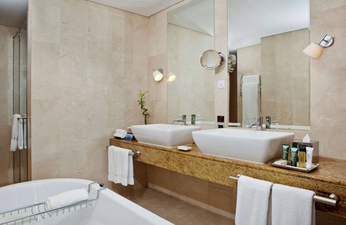 Diplomatic Area Complejo | Hilton Doha