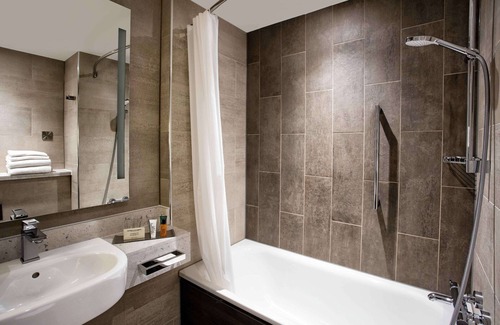 Old Town Hotel | Hilton Edinburgh Carlton