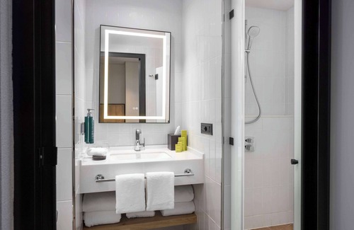 Nasimi Hotel | Hilton Garden Inn Baku