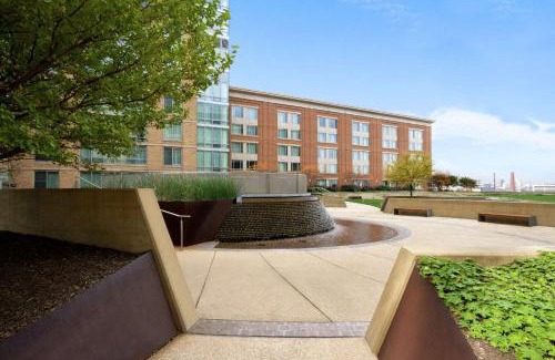 Harbor East Hotel | Hilton Garden Inn Baltimore Inner Harbor