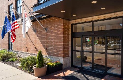 Bloomington Hotel | Hilton Garden Inn Bloomington