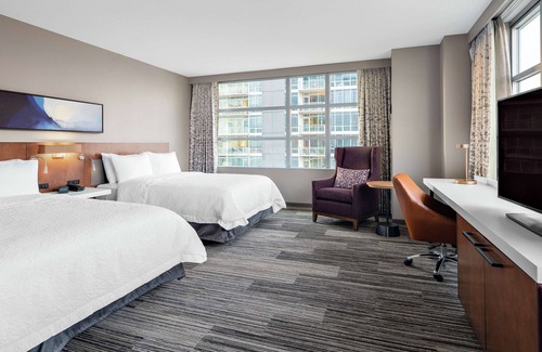 Near South Side Hotel | Hilton Garden Inn Chicago McCormick Place