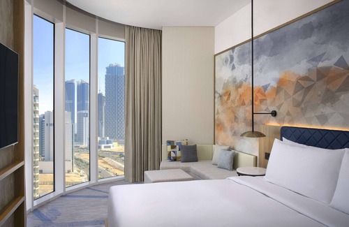 Downtown Dubai Hotel | Hilton Garden Inn Dubai Business Bay