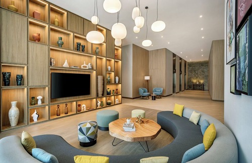 Downtown Dubai Hotel | Hilton Garden Inn Dubai Business Bay