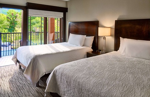 Gatlinburg Hotel | Hilton Garden Inn Gatlinburg