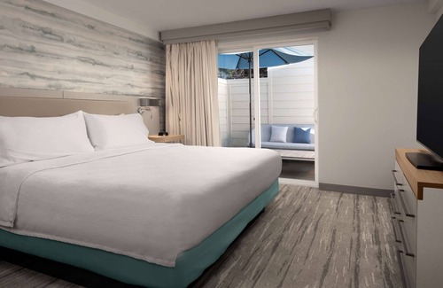 Marina del Rey Hotel | Hilton Garden Inn Marina Del Rey
