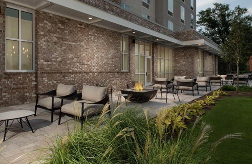 Southeast Pensacola Hotel | Hilton Garden Inn Pensacola Downtown