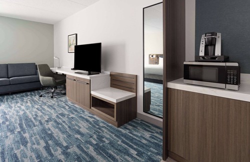 Winston - Salem Hotel | Hilton Garden Inn Winston-Salem/Hanes Mall