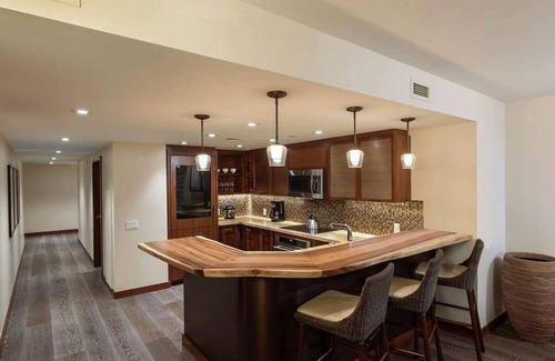Waikiki Apartamento | Hilton Grand Island Penthouse: 3BR,3BA, Ocean Views on Waikiki Beach, Luxurious!