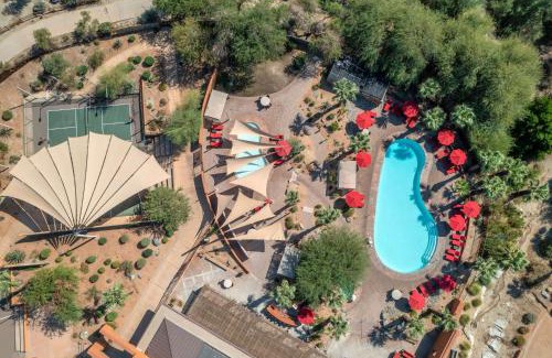 Palm Desert Hotel | Hilton Grand Vacations Club Palm Desert