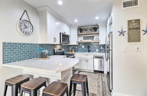 North Forest Beach Apartamento | Hilton Head Island Gem with Ocean and Pool Views!