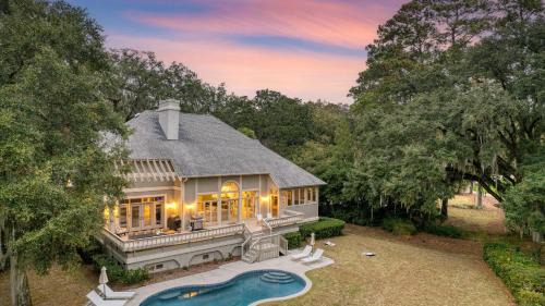 Baynard Oaks Casa | Hilton Ivory 15th Hole of Harbourtown Golf Course Private Pool Hot Tub