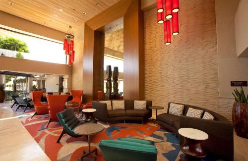 Downtown Palm Springs Complejo | Hilton Palm Springs