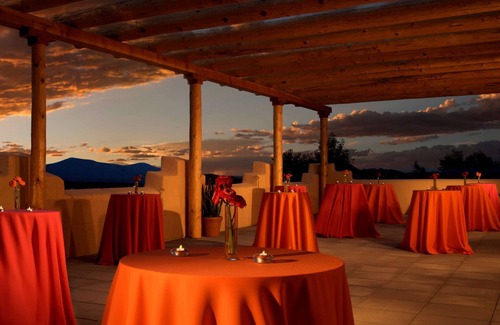 Nambe Pueblo Complejo | Hilton Santa Fe Buffalo Thunder