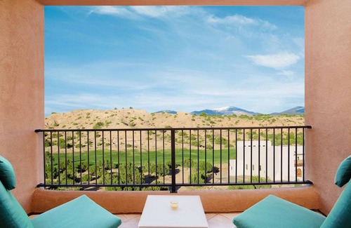 Nambe Pueblo Hotel | Hilton Santa Fe Buffalo Thunder