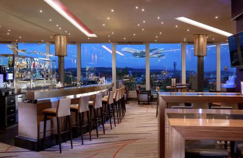 Glattbrugg Hotel | Hilton Zurich Airport