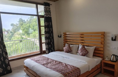 Kasauli Hotel | Him Hilton Luxury Hotel