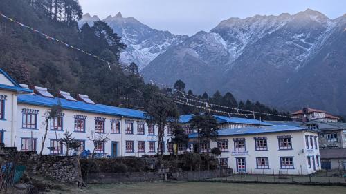 Lukla Casa | Himalaya Lodge & Restaurant