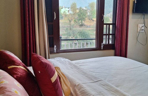 Naddi Cama Y Desayuno | Himalayan Serenity