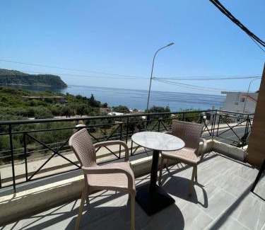 Himare Apartamento | Himare sunset view