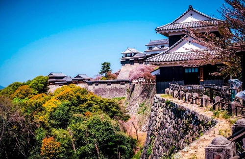 Sanbancho Casa | Himerakuen媛楽園 松山市中心部にある家族・グループ旅行の多人数が泊まれる最適な宿