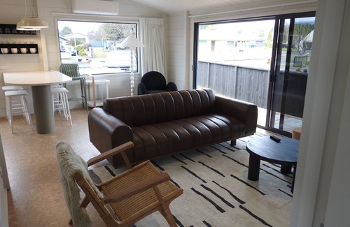 Tokaanu Casa | Hinenamu Cottage -Two Bedroom and located in a quiet Cul de Sac!