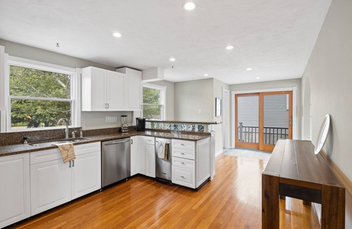 Kenberma Casa | Hingham Family Visit Ocean Views Private Yard in Hull Perfect for Large Families