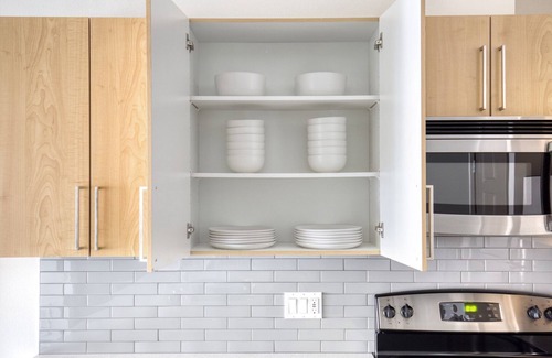 Old Ballard Apartamento | Hip Ballard 2BR w/ Gym & Pet Area, near Burke Gilman Trail, by Blueground