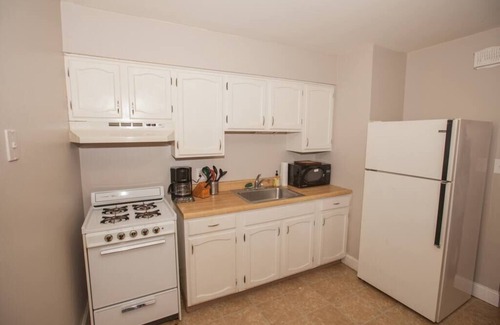 Pittsburgh Apartamento | Hip & Cozy to Explore the City or Catch a Game!
