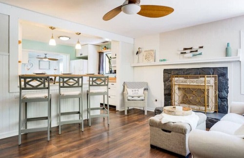 Gulfport Casa | Hip Nautic Gulfport Retreat min to St Pete/Beaches