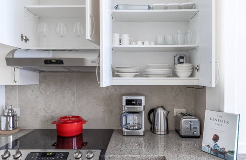 Penn Quarter Apartamento | Hip Penn Quarter 1BR w/ Gym, W/D, Pool, nr. National Mall by Blueground