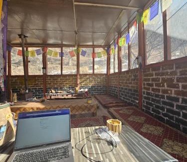 Kullu Casa | Hippy Hyde Kalga