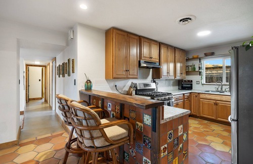 Morongo Valley Casa | Hipster Chic Dog-Friendly Oasis in Morongo Valley