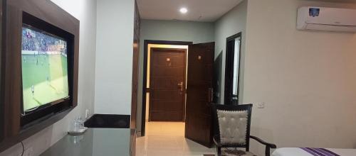 PECHS Casa | Hira Guest House