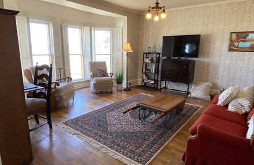 Grass Lake Casa | Historic family farmhouse on 200 lovely acres