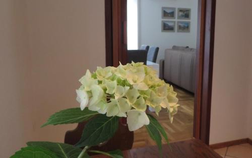 Kobarid Apartamento | Hisa Lescer