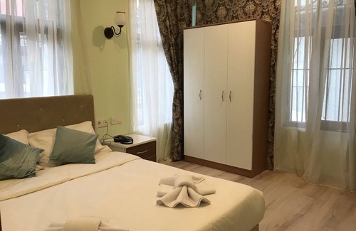 Emin Sinan Hotel | Historial Hotel