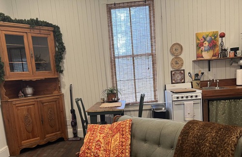 McComb Cabaña | Historic 1 bed, 1 bath cottage that is over 100 years old with modern amenities