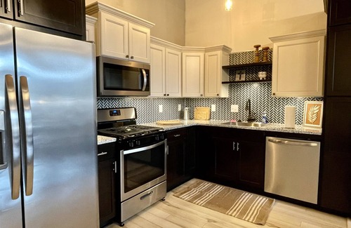 Mountain Home Apartamento | Historic 1 bed 1 bath in 1920's Chevy