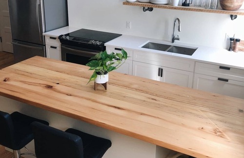 Kincardine Apartamento | Historic 1 Bedroom Beach Loft - Boutique Styled, Beach, Lake, stay Drifter Lofts