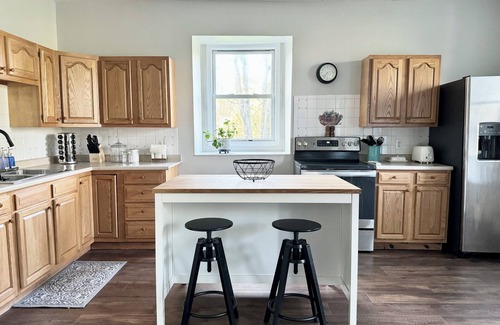 Lebanon - Pine Grove Casa | Historic 1803 Millstream House estate, newly renovated. 15 mins to Hershey!
