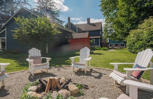 Stonington Casa | Historic 1807 Williams Home... A Nautical New England Inspiration!