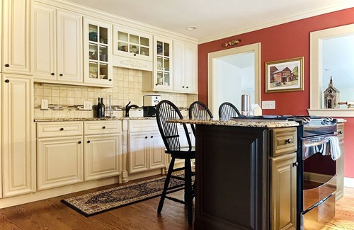 Southern Pines Cabaña | Historic 1890 Cottage in the Heart of Downtown Southern Pines, NC!