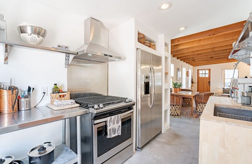 Barrio Viejo Casa | Historic 1900 Adobe Downtown Barrio Retreat: - Low Summer Rates! 🌇