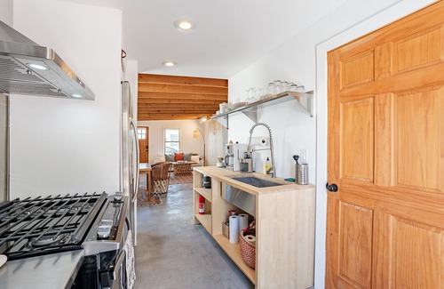 Barrio Viejo Casa | Historic 1900 Adobe Downtown Barrio Retreat: - Low Summer Rates! 🌇