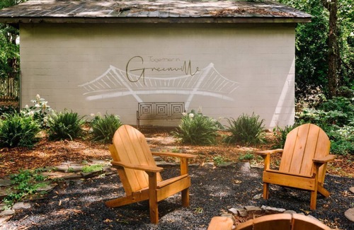 Sans Souci Cabina | Historic 19th Century Cabin in Greenville